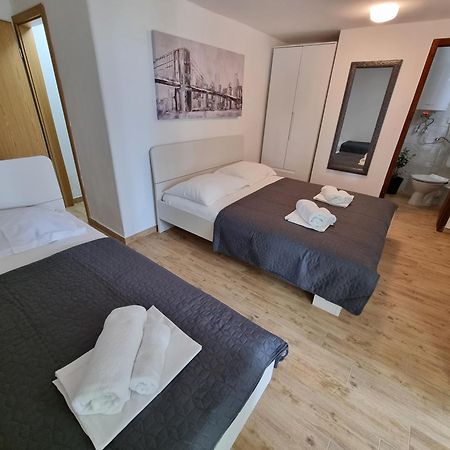 Apartments Niko 德拉马利 外观 照片