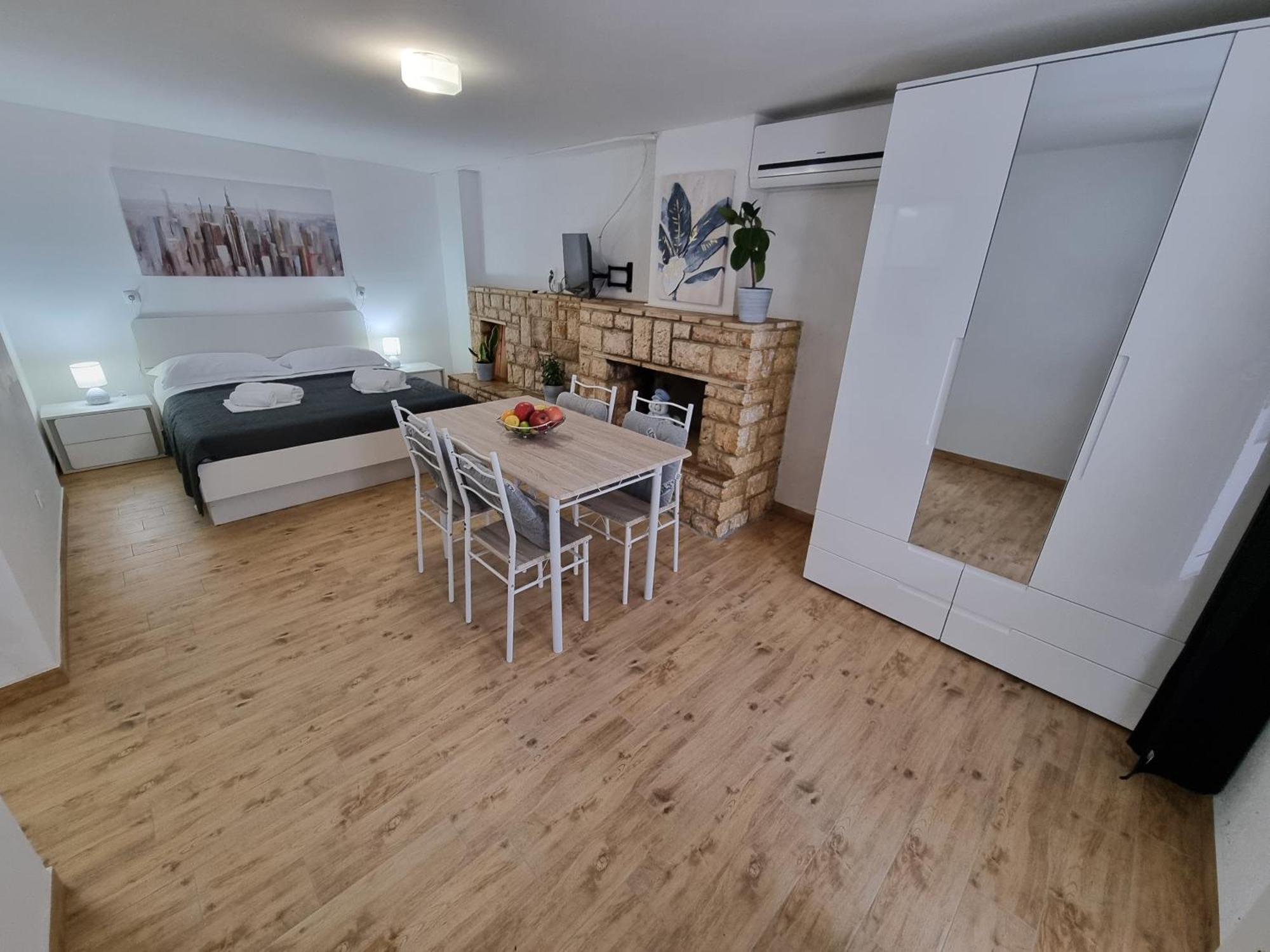 Apartments Niko 德拉马利 外观 照片